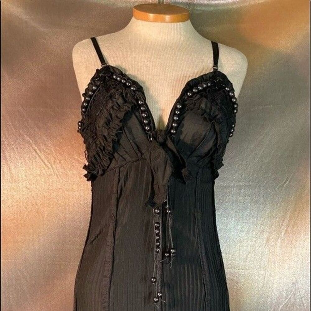 Clamar srl Italian design, made in Paris. Stunning black pleated dress. Spooky